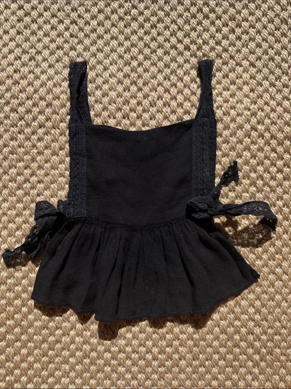 VIOLETA E FEDERICO Spanish Black Ruffled Tie-Shoulder Crop Top size 18 months